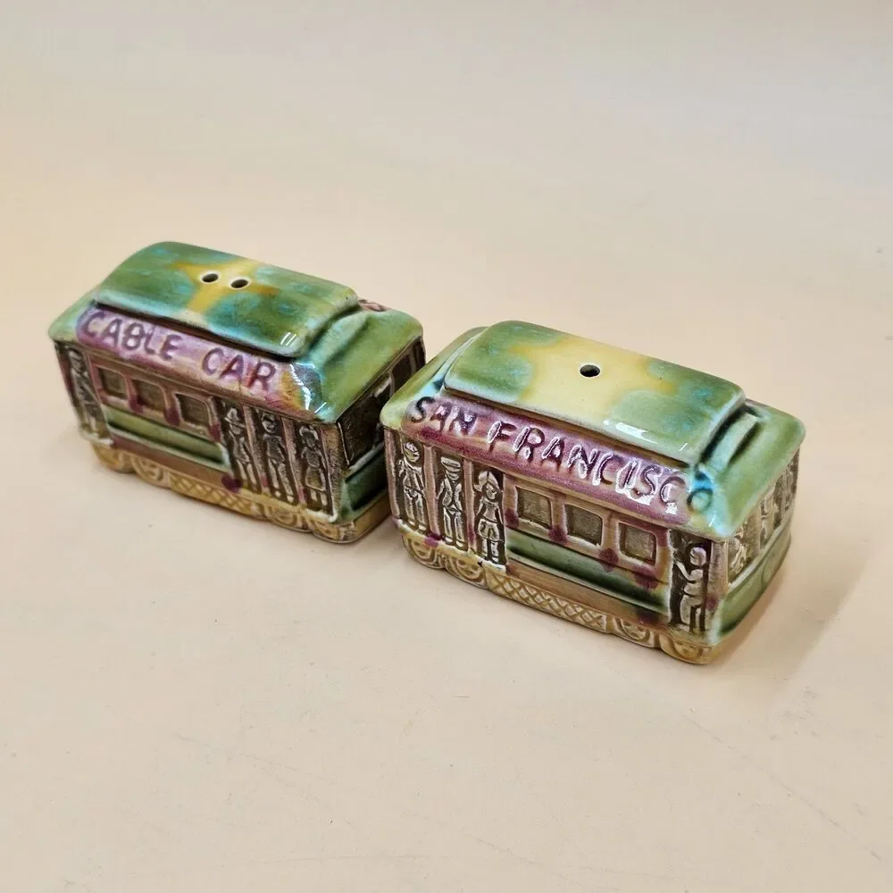 Vintage San Francisco Cable Street Car Salt & Pepper Shakers Ceramic Japan 2